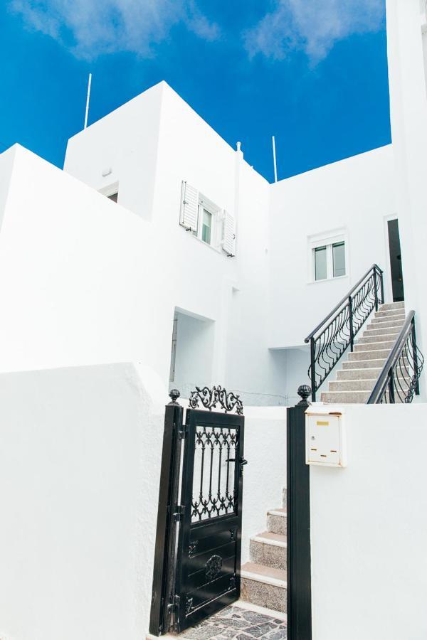 Floresita Apartment Fira  Exterior photo